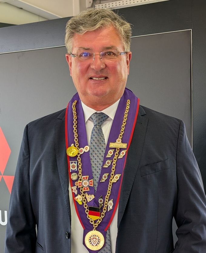 Stiftunsrat, Herr Andreas Iser